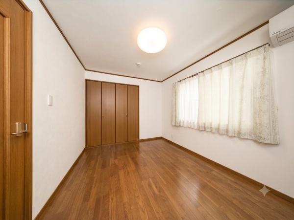 横浜市磯子区滝頭１丁目の中古一戸建