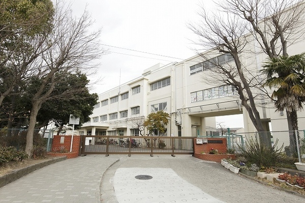 グリーンヒルズ港南台(横浜市立港南台第一中学校)