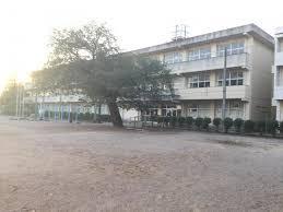上尾市大字瓦葺の土地(上尾市立原市中学校)