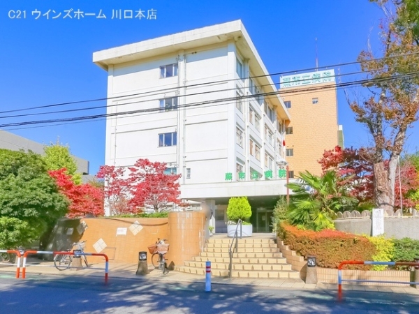 川口市芝富士(蕨市立病院)