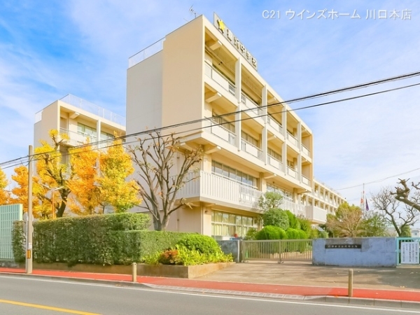 戸田川岸2号棟(戸田市立喜沢中学校)