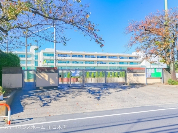 戸田市笹目南町4号棟(戸田市立笹目中学校)