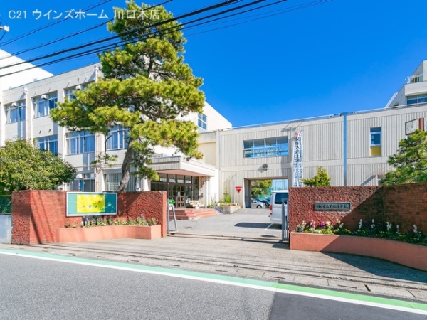 川口市東川口6丁目の土地(川口市立戸塚中学校)