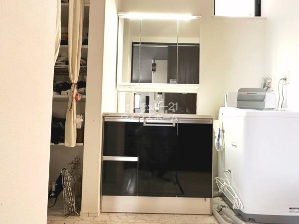 越谷市蒲生２丁目の中古一戸建て