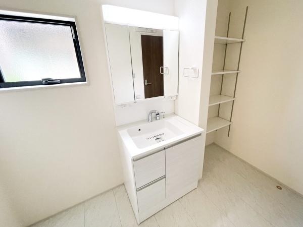 西区中野林 全1棟 1号棟(洗面台・洗面所)