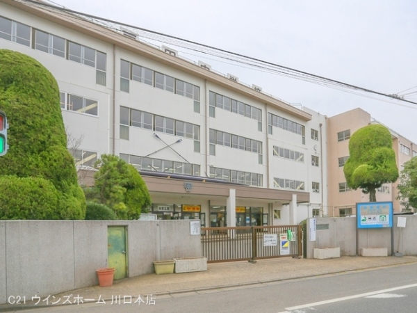 戸田市上戸田3丁目の新築一戸建(戸田市立戸田中学校)