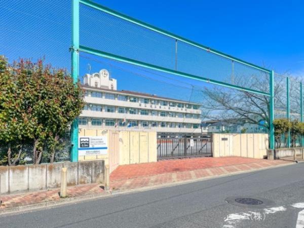 足立区舎人3丁目の土地(足立区立舎人第一小学校)