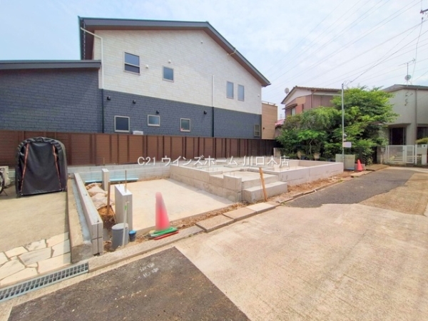 川口市坂下町一第1期1号棟