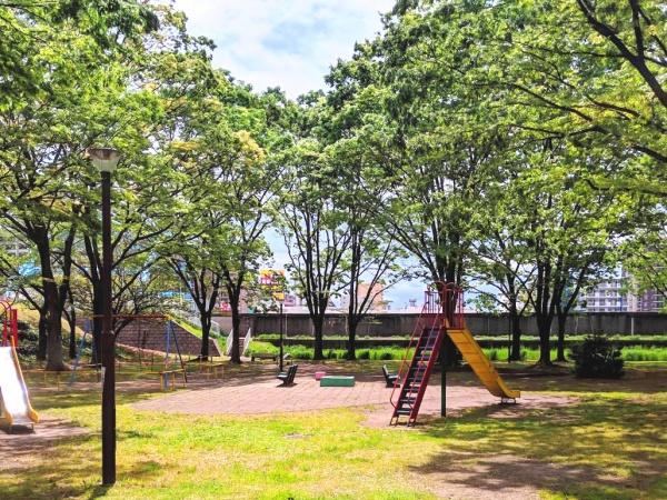 コスモ町屋(尾竹橋公園)