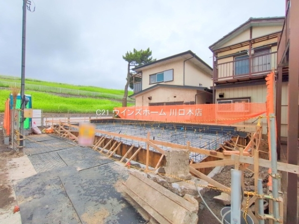 川口市飯塚４丁目の新築一戸建