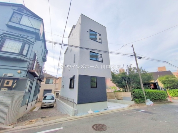 川口市栄町113　2棟1号棟