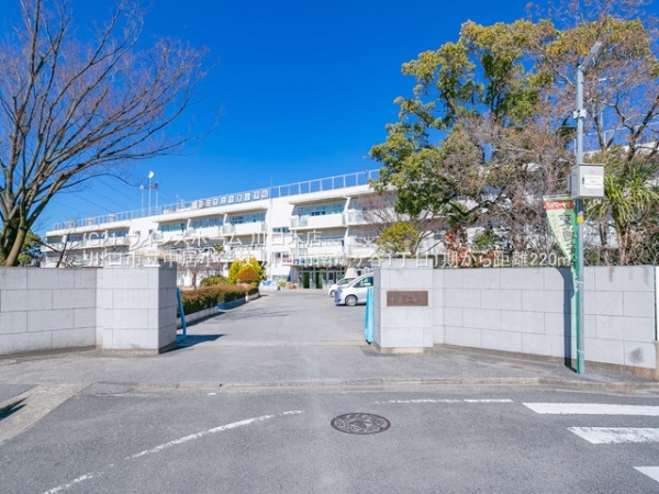 川口市南鳩ヶ谷1丁目1期1号棟(川口市立中居小学校)