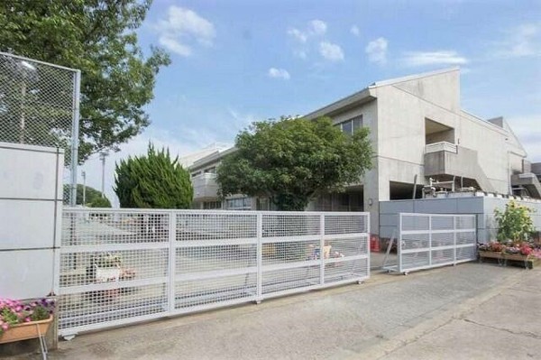 川口市辻3期 全5棟 1号棟(川口市立辻小学校)