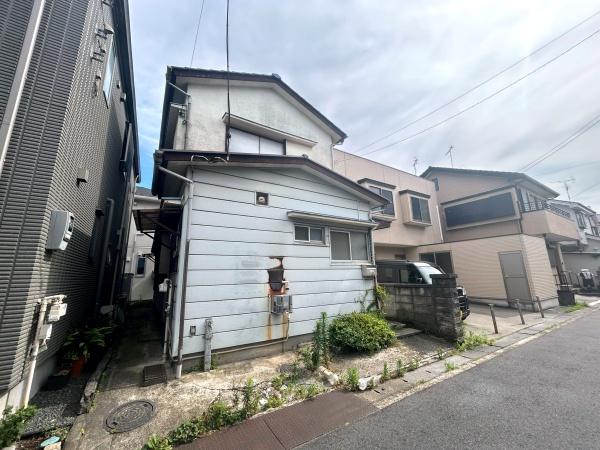 草加市小山2丁目