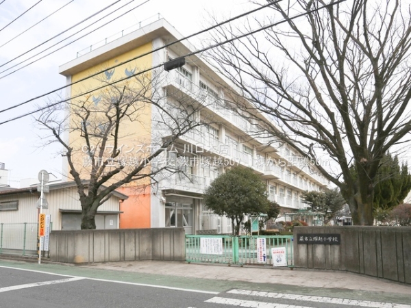 蕨市塚越5071棟1号棟(蕨市立塚越小学校)