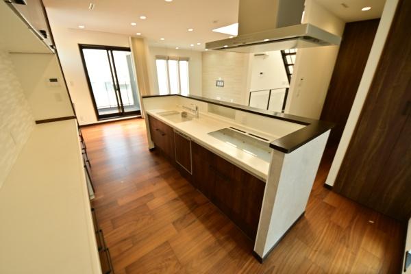 川口市領家３丁目の中古一戸建て