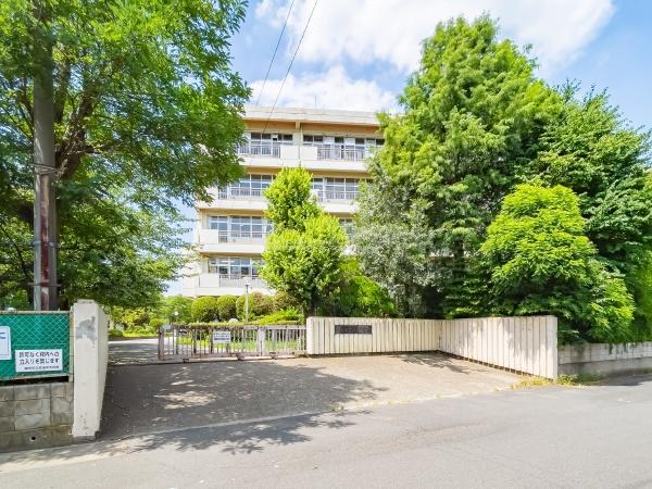 富士マンション(越谷市立栄進中学校)