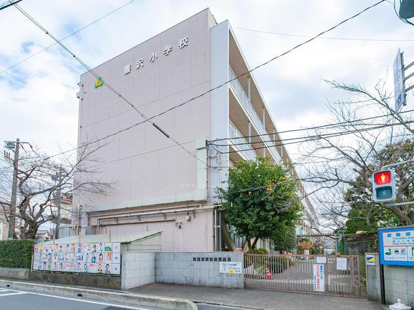 戸田市喜沢1丁目(戸田市立喜沢小学校)
