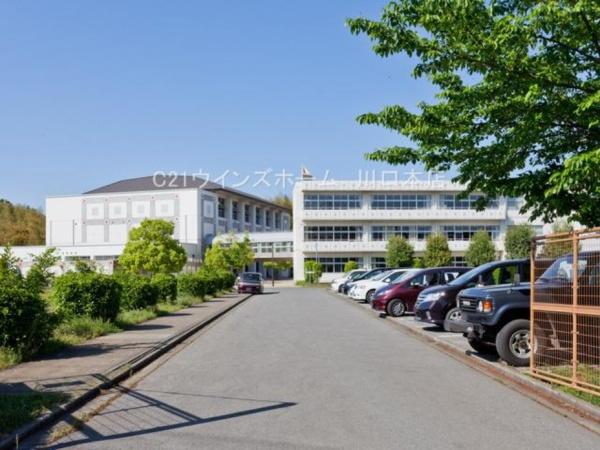 モアステージ東川口(川口市立戸塚西中学校)
