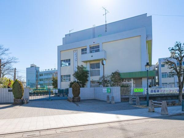 川口市榛松３丁目の中古一戸建て(川口市立榛松中学校)