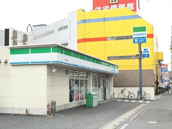 パークスクエア川口(ファミリーマート川口末広店)