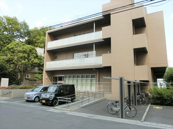 川口市飯原町　全4棟　1号棟(医療法人千葉外科内科病院)