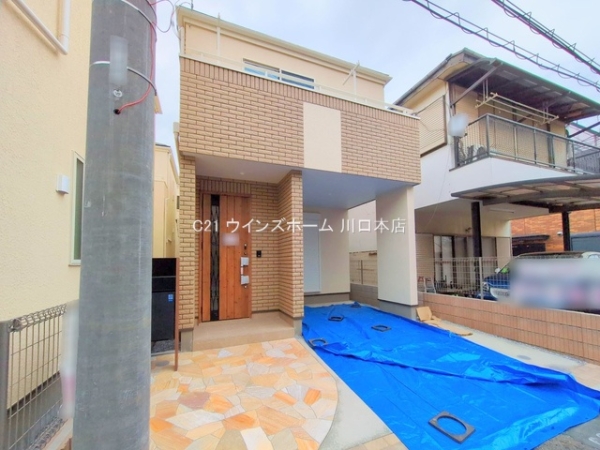 川口市鳩ヶ谷本町４丁目の新築一戸建