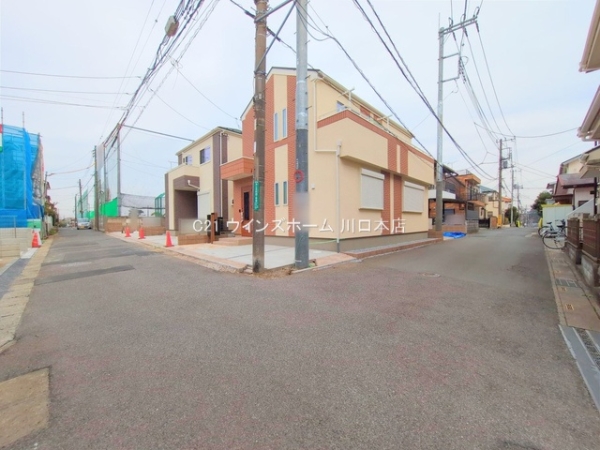 川口市鳩ヶ谷本町４丁目の新築一戸建