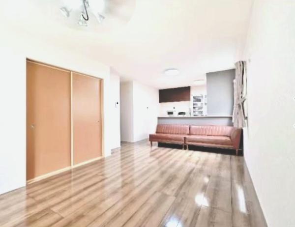 越谷市東越谷8丁目