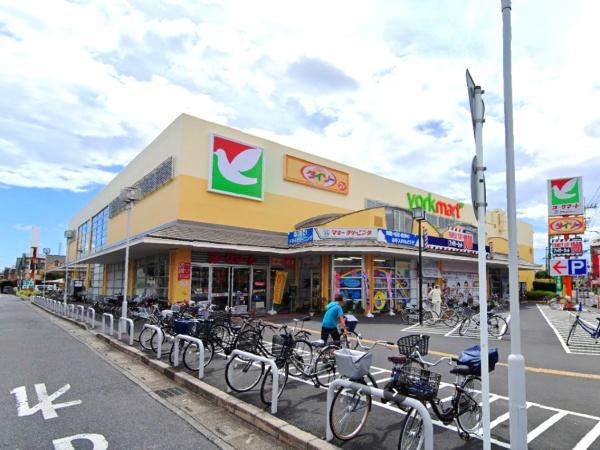 ポレスターブロードシティ越谷赤山(ヨークマート越谷赤山店)