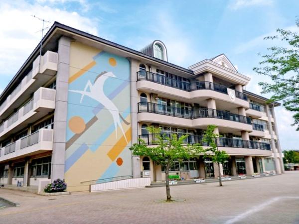 ポレスターブロードシティ越谷赤山(越谷市立出羽小学校)