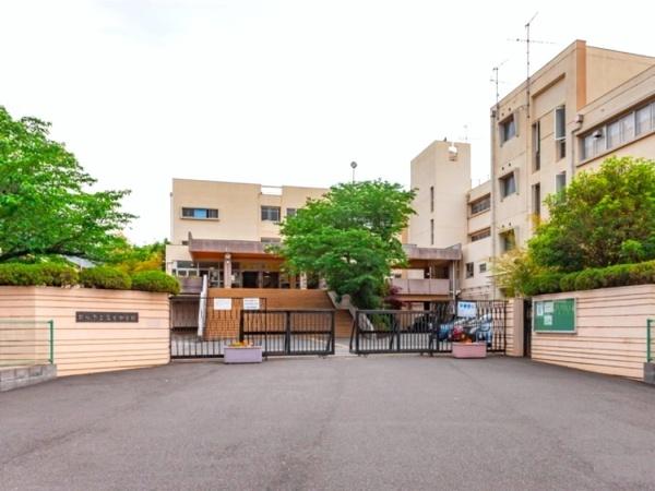 ポレスターブロードシティ越谷赤山(越谷市立富士中学校)