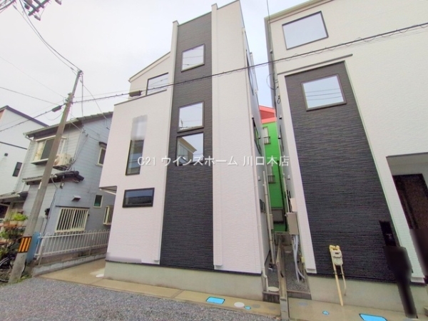 川口市芝下228　2棟2号棟