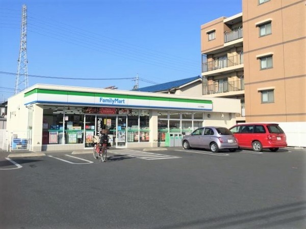 川口市戸塚東3期　全2棟　2号棟(ファミリーマート川口戸塚東店)