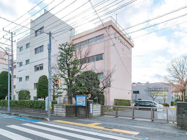 ステイツ戸田公園けやき通り(戸田市立戸田第二小学校)