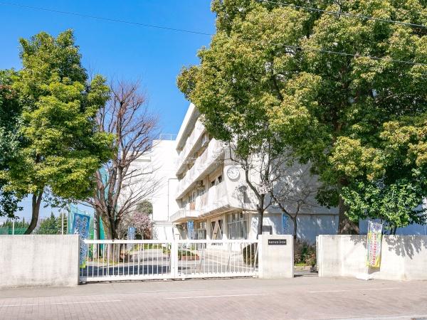レーベングランヒルズ朝霞台(新座市立第二中学校)