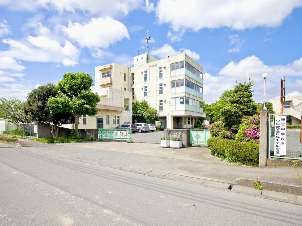 加茂川団地1号棟(さいたま市立植水中学校)
