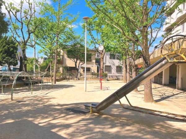 クレストコート篠崎(下篠崎第二児童遊園)
