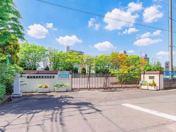 ウインザーハイム草加(草加市立花栗中学校)