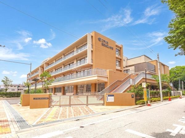 ハイネス新小岩親水公園(江戸川区立第三松江小学校)