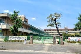 さいたま市見沼区島町(さいたま市立大砂土中学校)