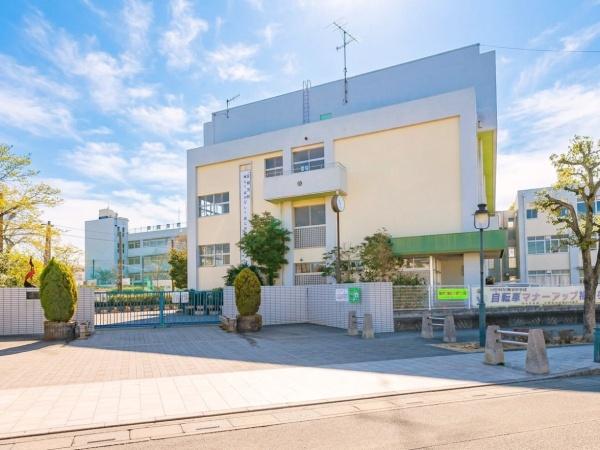 川口市大字峯の中古一戸建て(川口市立榛松中学校)