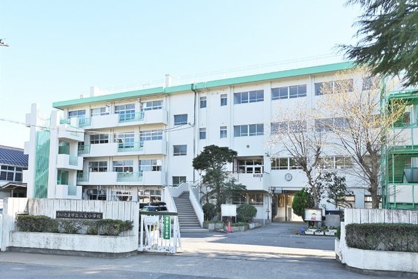 さいたま市緑区三室A　全1棟(さいたま市立三室小学校)