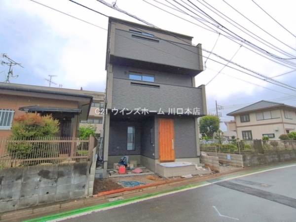 さいたま市緑区東浦和304　2棟1号棟