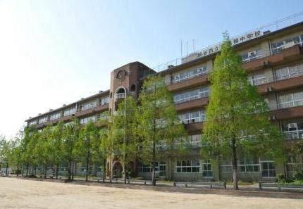 越谷市相模町　中古戸建(越谷市立大相模中学校)