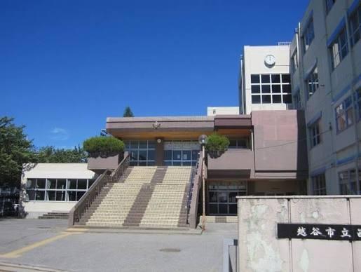 越谷市西方１丁目の中古一戸建て(越谷市立西方小学校)