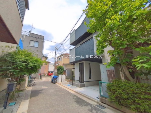 川口市飯塚４丁目の新築一戸建