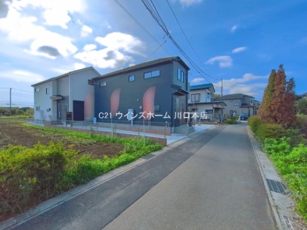 川口市源左衛門新田1号棟