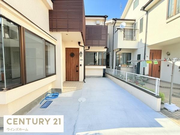 足立区中央本町２丁目の中古一戸建て