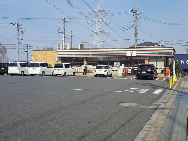 川口市安行慈林621番　A号棟(セブンイレブン川口赤山店)
